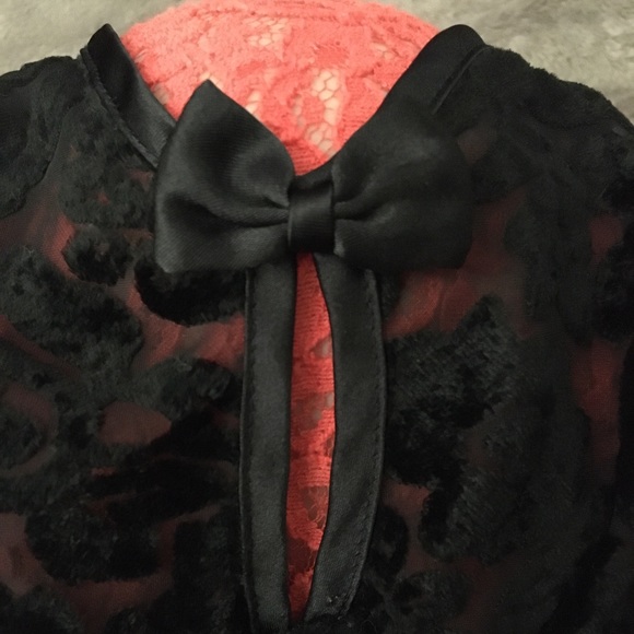 SOSTANZA sexy night slip 😳😳. Black sheer panel from top middle to bottom  M - Picture 7 of 8